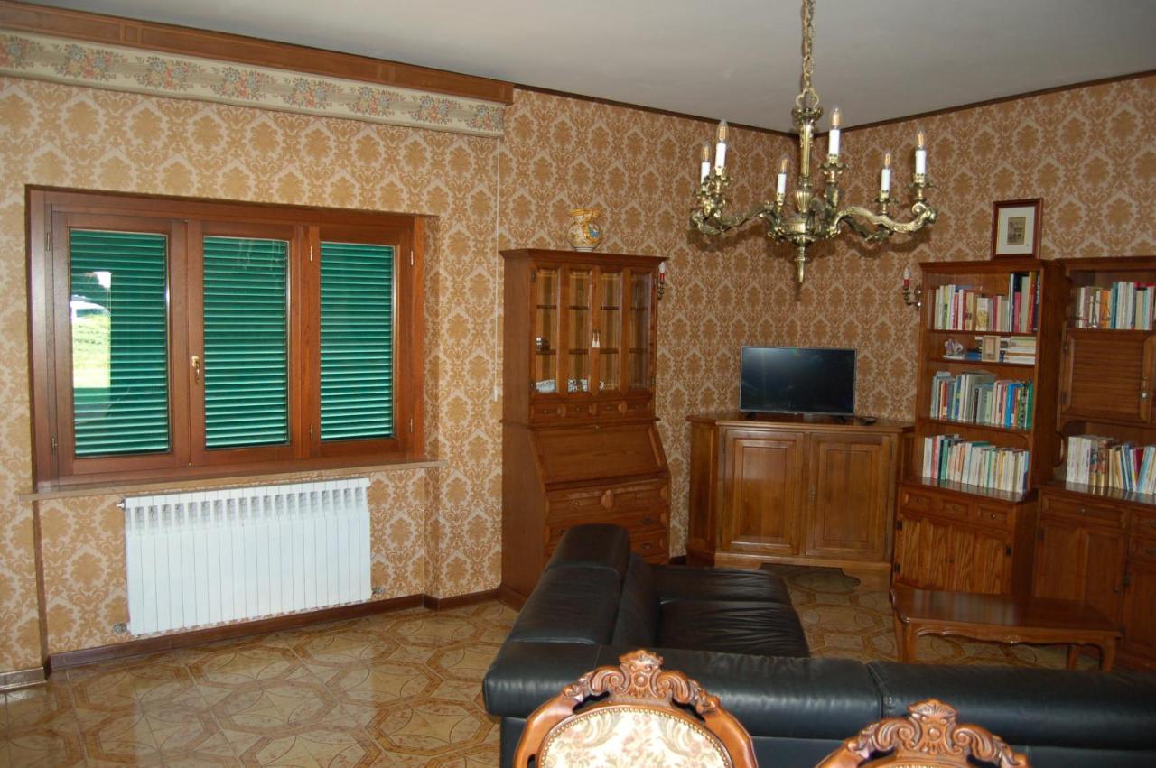 Villetta Degli Ulivi Santa Rufina Buitenkant foto